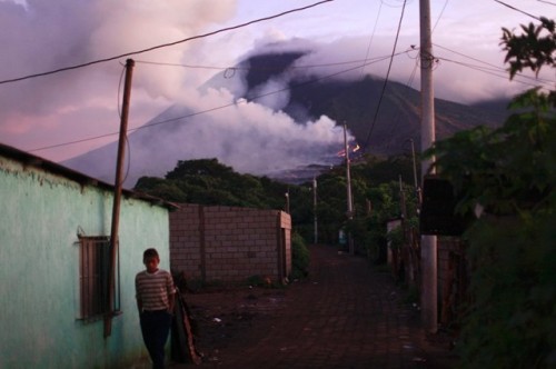 Pacaya volcano eruption 06