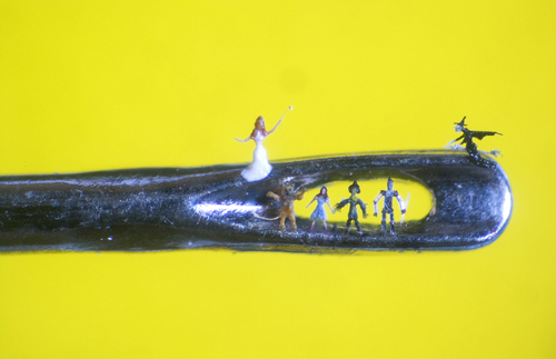 willard wigan01 Micro Artwork by Willard Wigan