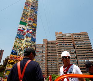 Chile LEGO tower