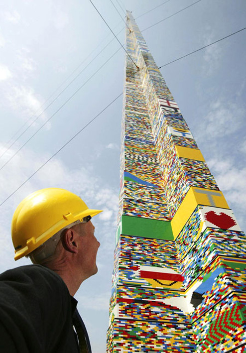 Chile LEGO tower
