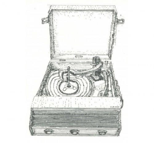 gramophone-typewrite-art Using Typewriters To Create Art