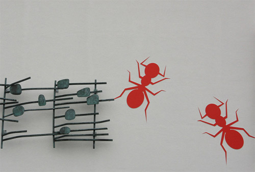 ants-on-wall Talented Painter Makes Incredible Art