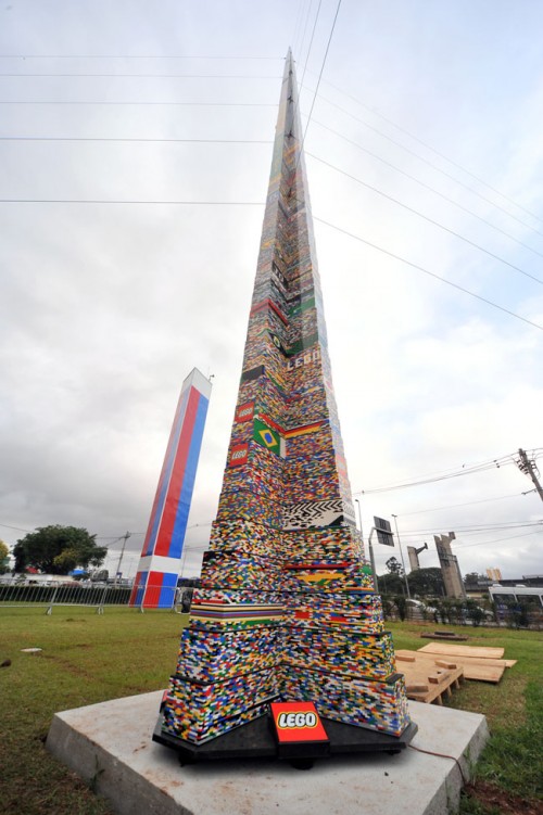 lego-7 New world’s tallest LEGO tower was built in Brazil