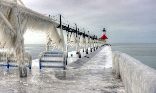 Frozen lighthouse by Thomas Zakowski