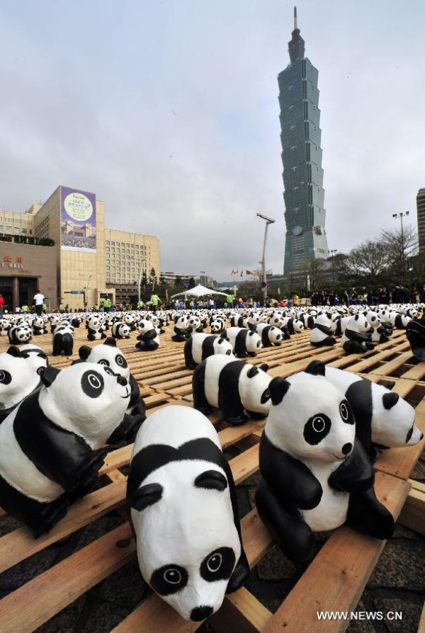 Open air Exhibition Pandas World Tour   Taipei, China